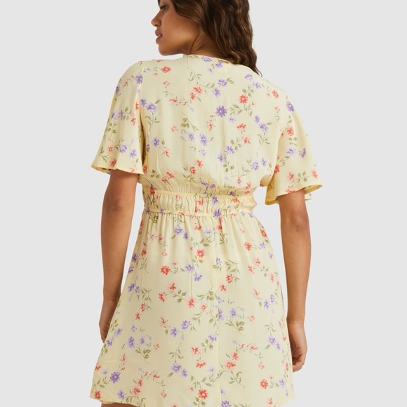 Billabong Cream Pink Smocked Ruffled Mini Sundress - Picture 2 of 9